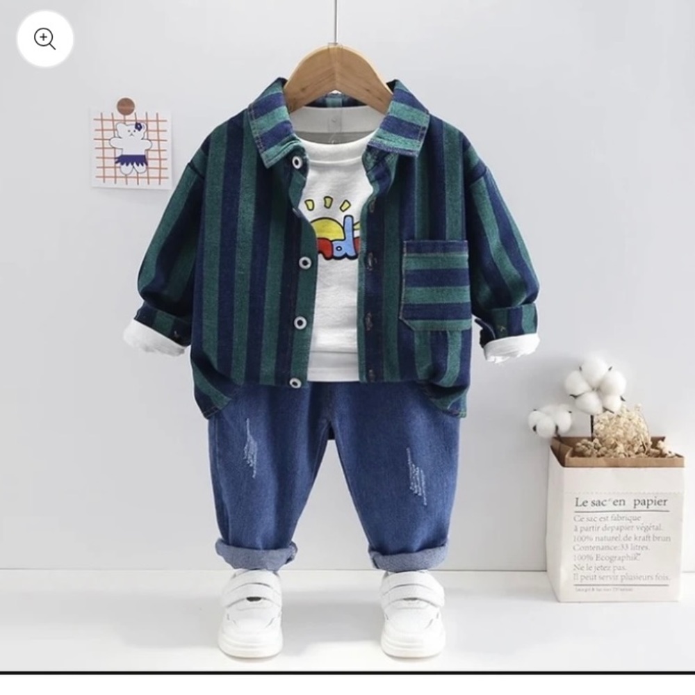 Casual T-Shirt & Stripes Coat & Jeans